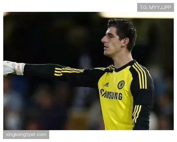 库尔图瓦：从亨克青训到欧洲顶级门神的生涯崛起解析