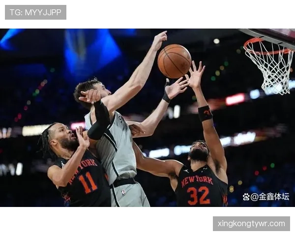 布伦森挡拆单打主导进攻，相较库里更倚重突破中投